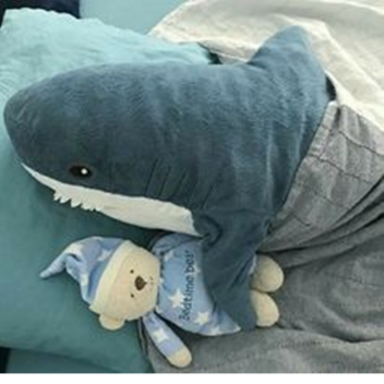 SCARY blahaj game ESCAPE HIM NOWWW AHHHHHHHHHHHHHH