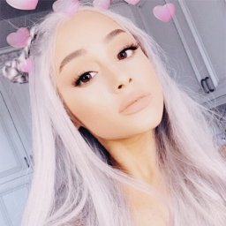 ❣