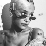 We stan Ariola Gronla