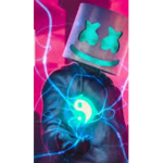PLAY SKYWARS AND PIGGY