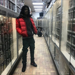 ♣