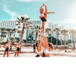 TIGERS CHEER!