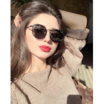 هاي انا اعطي فلوس