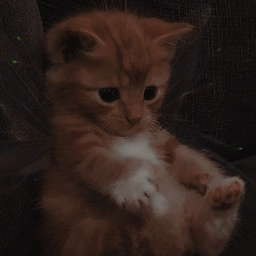 ❀