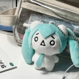 -`♡´-