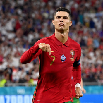 [💫 Obby] Conoce a Cristiano Ronaldo