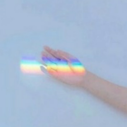 □□□