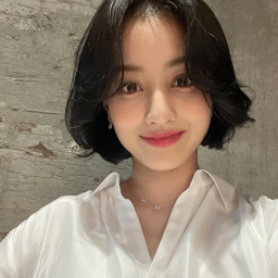 ⋆