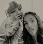 SWIFTIES, LIVIES, AND CARPENTERS!!