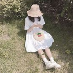 ✩°🌼｡⋆⸜ 🍓✮