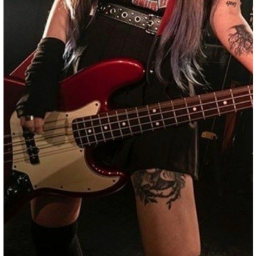 🎸