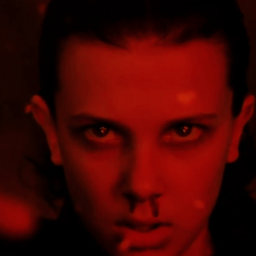 𝐓