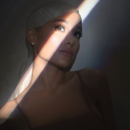 sweetener world tour lobby (not finished)