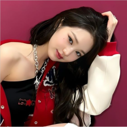 ✩