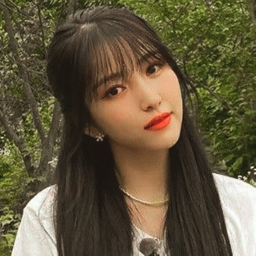 ✦