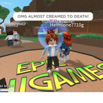 • _ •