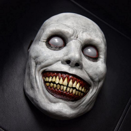 creepy smiling mask Roblox decal
