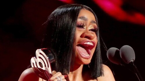 Escape the Cardi B Obby