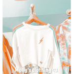 MOLLY’S CLOTHING<3