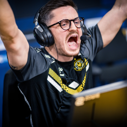Steal a eSport Team