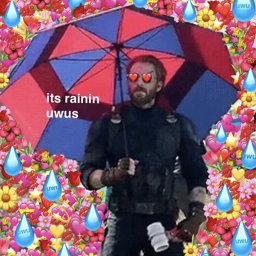⍟