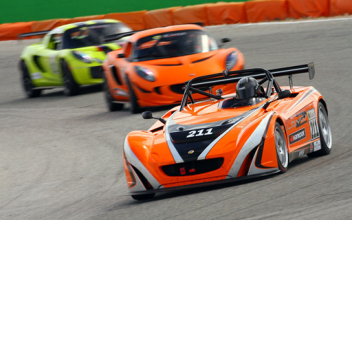 1v1 Racing with friends!