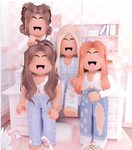 Bloxburg builds- Friend group