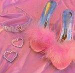 ୨୧ Girly Girl
