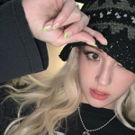 i convert to robux girl frinds only