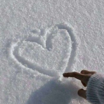 <3̃
