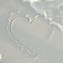 <3
