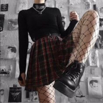 grunge vibes.