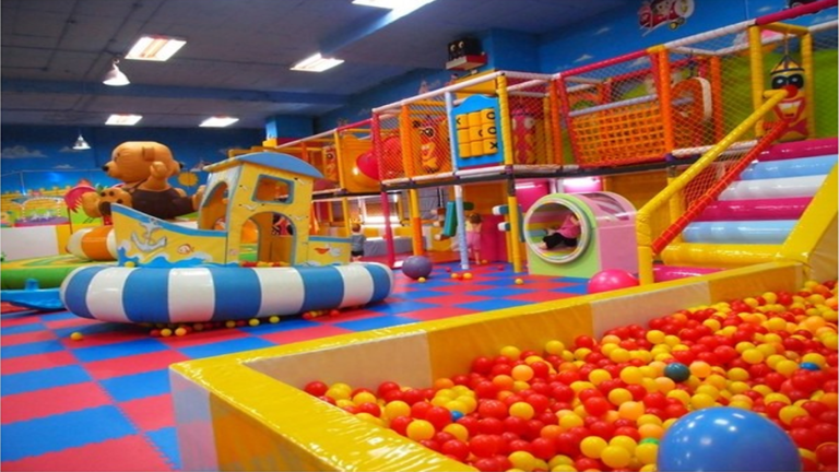 Indoor Rainbow Disney Playground Playplace screenshot 2