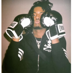 :-fashionable clothing-: