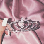 .Crowns.Fan.Group.