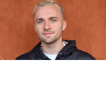 le groupe des amis de squeezie