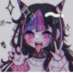 Ropa _gratis_uwu