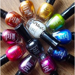 GiRLy SaLOn