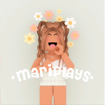 Mari plays!