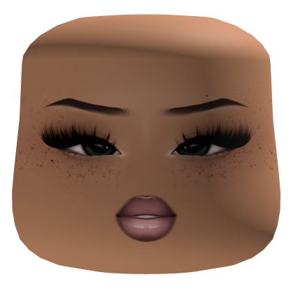 devine mink aquamarine baddie makeup