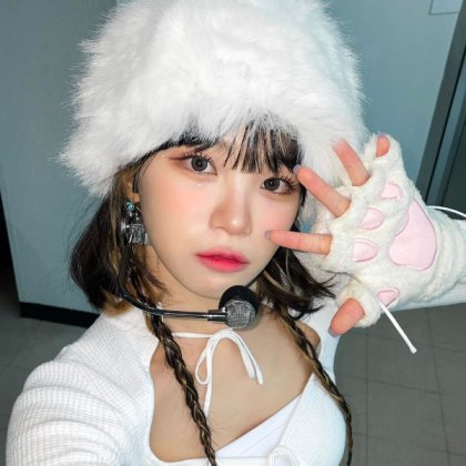 chae le sserafim icon Roblox decal