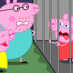 🔪Survive Evil Peppa Pig The Killer!