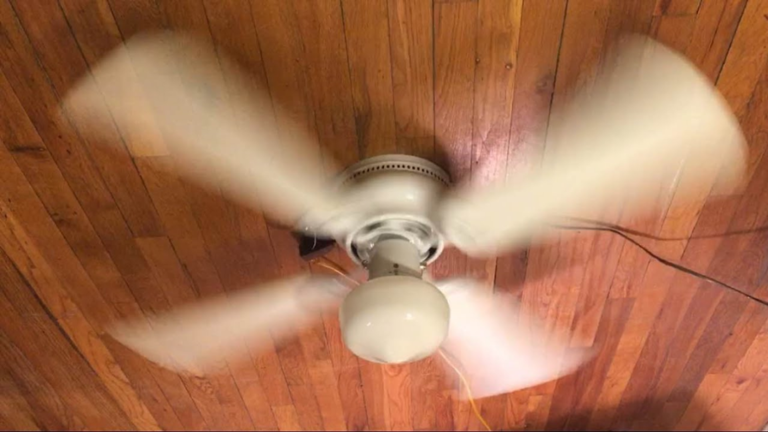 ceiling fans go bazooka (UPDATE) screenshot 2