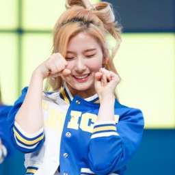 ♫