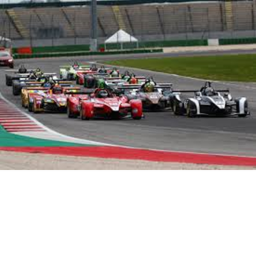come race with ur freinds