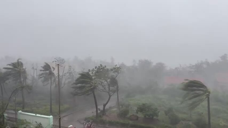 (UNFINISHED) Typhoon Yagi (Enteng) 2024 Simulation screenshot 4