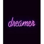 • D R E AM E R S •