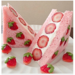 Red_strawberries_