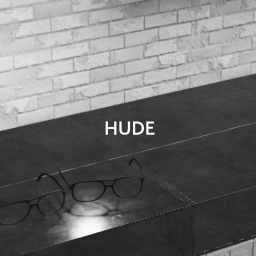 HUDE SHOWROOM