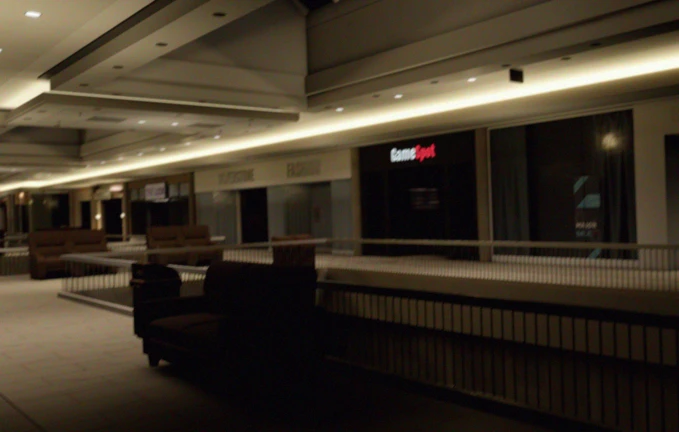 Dead Mall